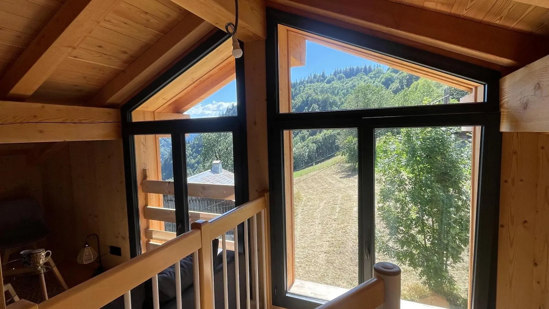 Charmant Appartement Sous Combles, Neuf Les Gets Apartman